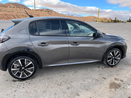 Peugeot 208 2023 GT