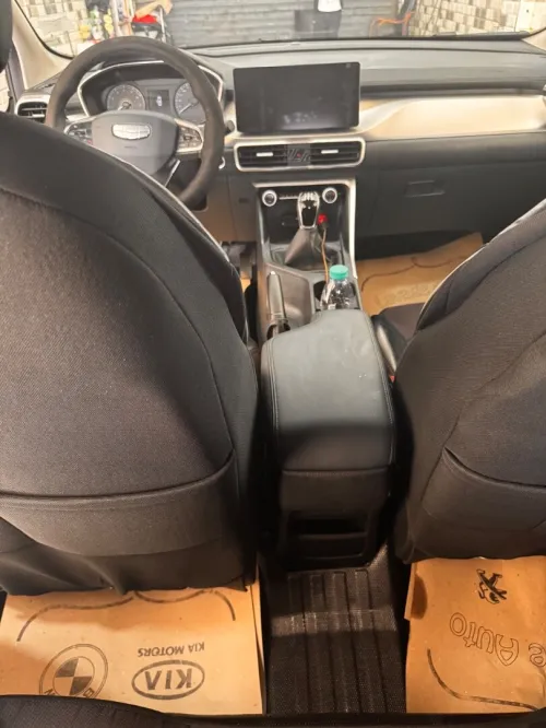 Geely Coolray 2025 