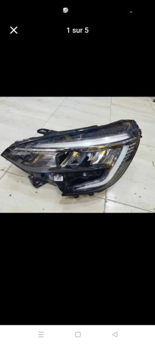 Phare CLIO 5 2023