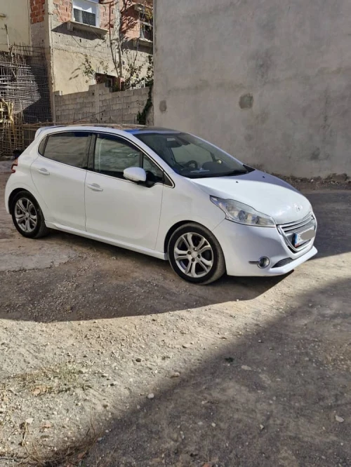 Peugeot 208 2013 Allure
