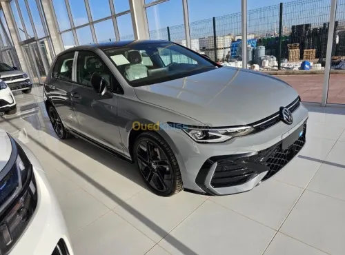 Volkswagen Golf 8 2025 R-Line