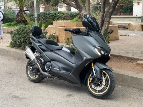 Yamaha Tmax 560 