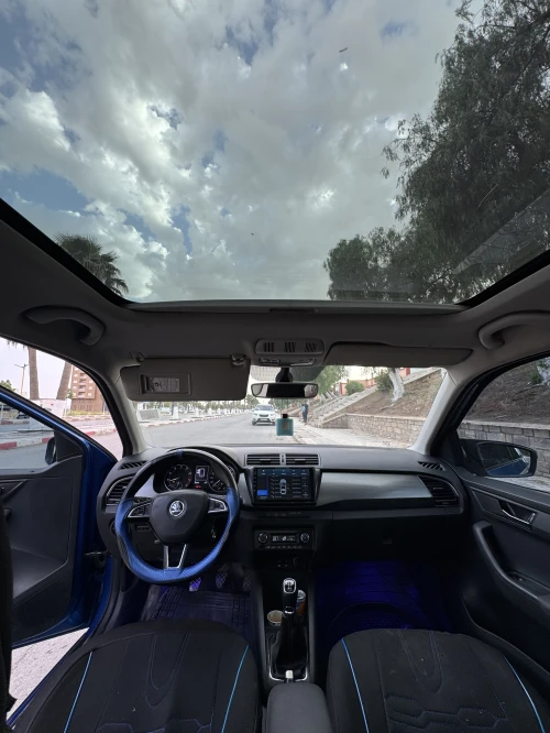 Skoda Fabia 2017 Style (avec toit panoramique)