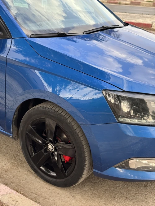Skoda Fabia 2017 Style (avec toit panoramique)