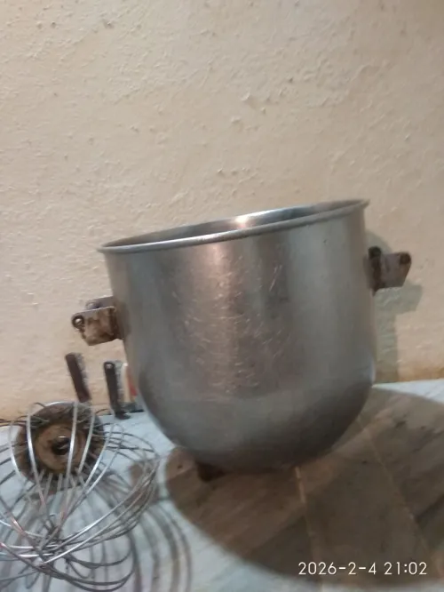 cuve 40 litres+ fouet
