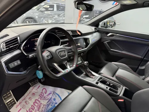Audi Q3 2023 Sline