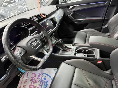 Audi Q3 2023 Sline