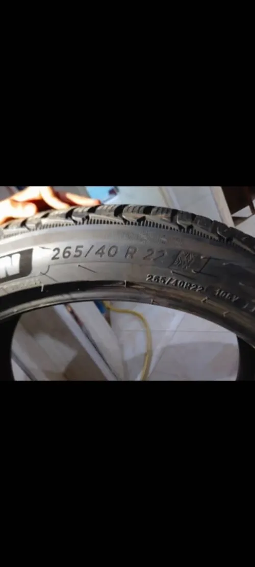 pneu michelin 265/40R20