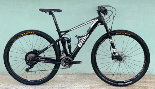 Vélo vtt mtb enduro all mountain