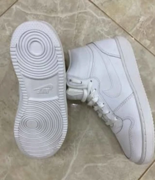 Baskets Nike ebernon