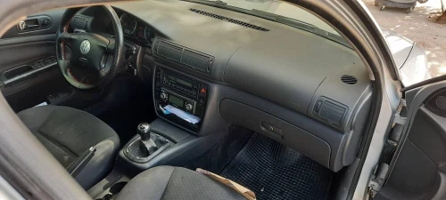 Volkswagen PASSAT B5 2002 LA TOUTS