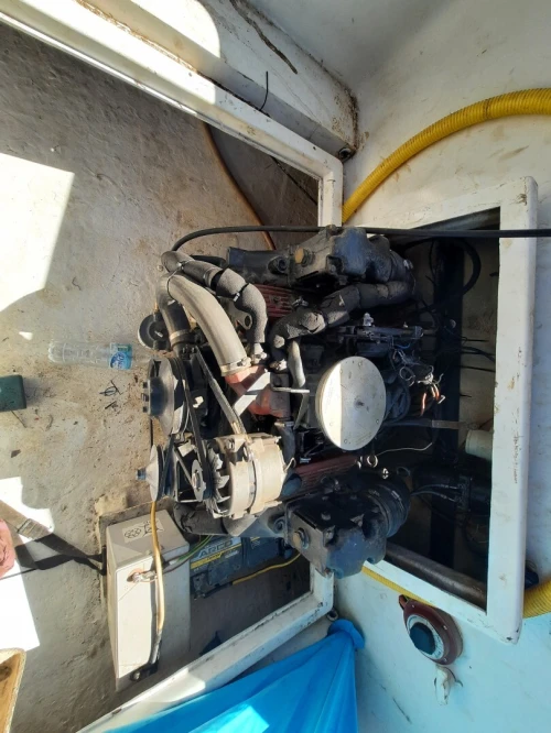 Bateau 7 mètres avec place sablette