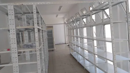 Etagere rayonnage métallique léger stock dépôt magasin archive