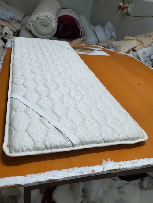 Matelas orthopédique  et mouss