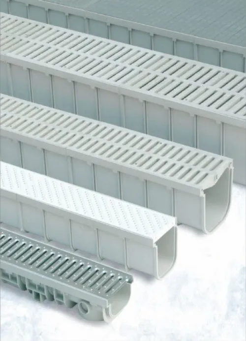  DISTRIBUTION D'EQUIPEMENT DE PISCINE SPA ET COMPETITION ET service REALISATION 