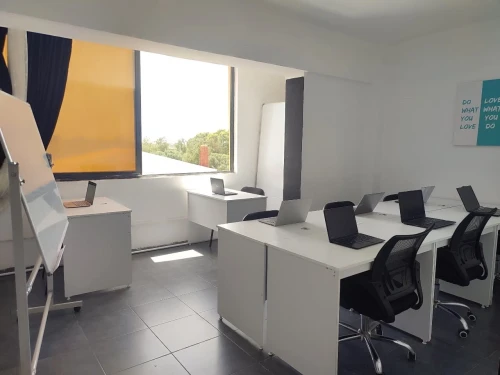 Salle de formation & reunion à louer - قاعة تدريب واجتماع للايجار