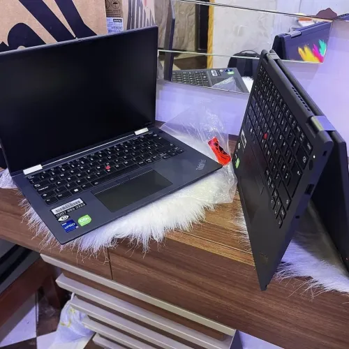 THINKPAD X13 YOGA I5-12TH 16G 256 +STYLÉ NEUF