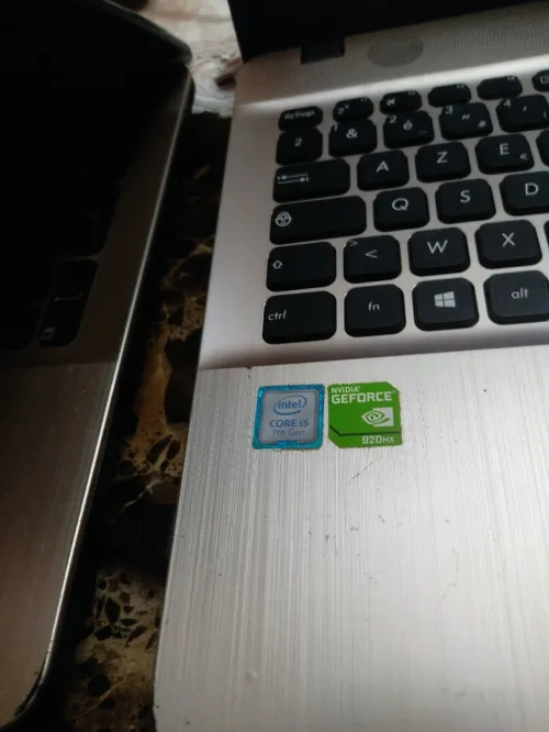 Asus i5 7em