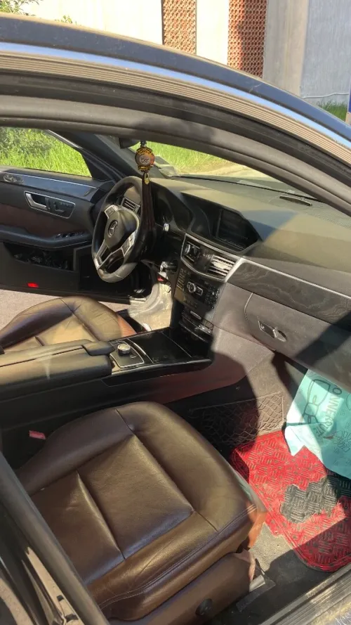 Mercedes Classe E 2013 AVANTGARDE Pack AMG