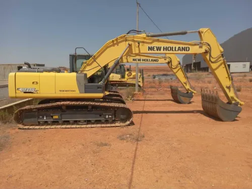 New holland Pelle E215 2025