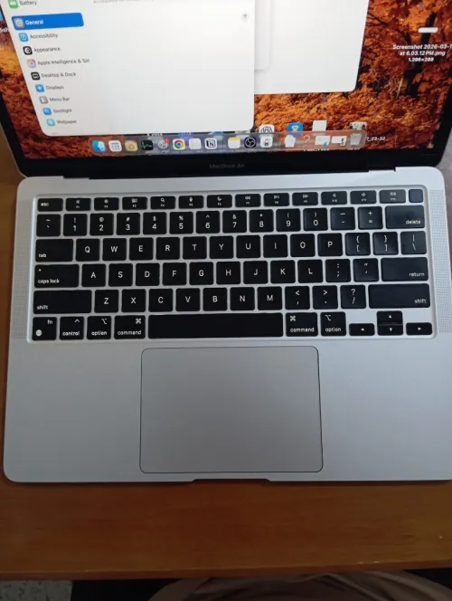 MacBook air m1 libiri officiel 8gb ram 256gb SSD très bon état