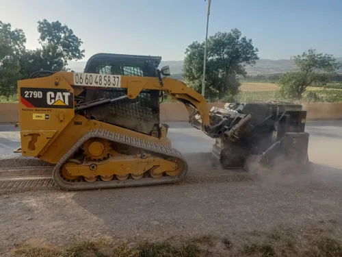 CATERPILLER MICRO TRANCHEUSE 2019