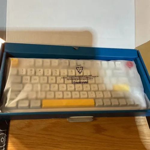 EPOMAKER Theory TH80 Wireless - Red Switches (Gateron Pro)