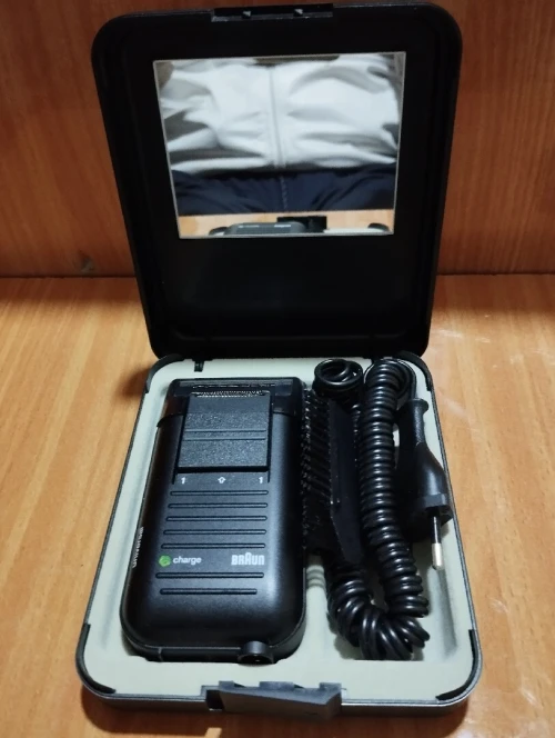 Rasoir Électrique BRAUN 5556 rechargeable