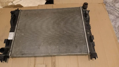 Radiateur Renault symbol 