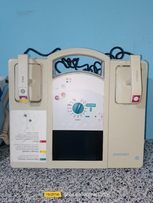 Défibrillateur électrochoc monitor 