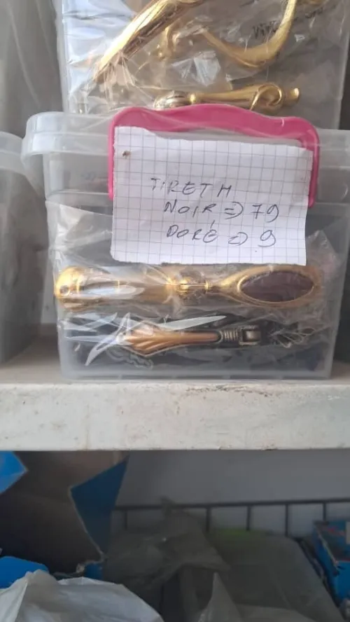 Lot de Quincaillerie 