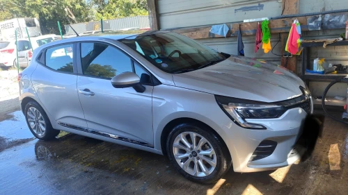 Renault Clio 5 1.6 140 ch 4 cylindres 2022 