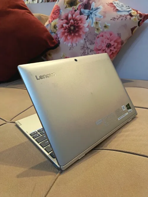 Lenovo IdeaPad Miix 320 PC Tablette 2in1.