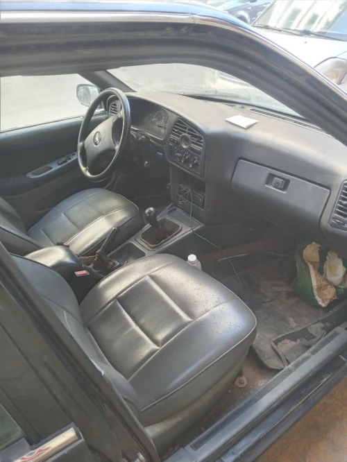 Daewoo Prince 1997 Moteur révision, tôle sans choq