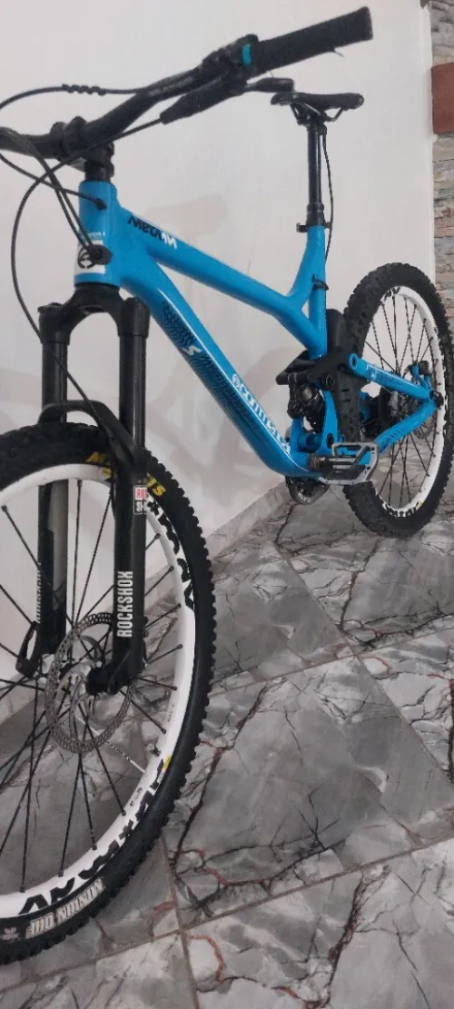 Enduro commencal 
