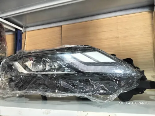 PHARE ET FEU ARRIERE TOYOTA ROCCO 2021 LED