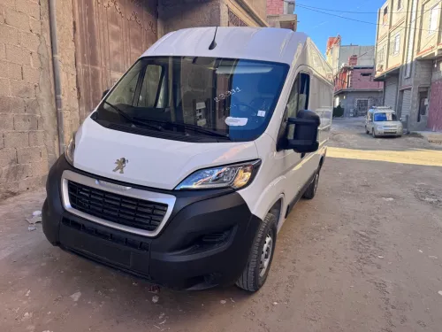 Peugeot boxer 2025 2pano