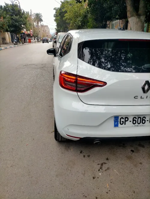 Renault Clio 5  2023 Evolution