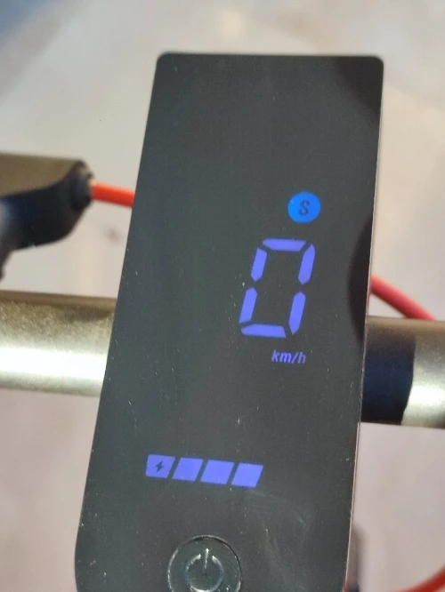 Trottinette Xiaomi 4 lite 2 gen
