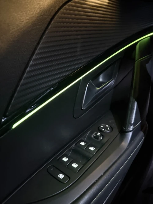 Peugeot 208 2022 GT la tout Option