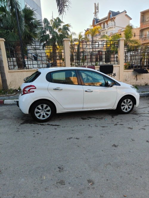 Peugeot 208 2012 Access