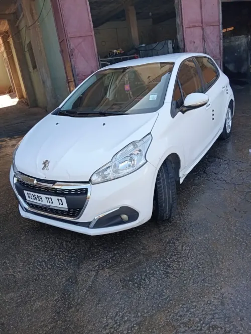 Peugeot 208 2013 Allure