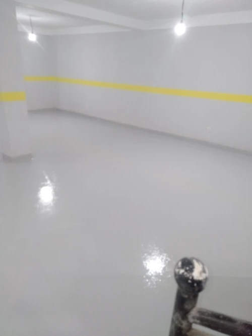  Ponçage de béton et epoxy industriel