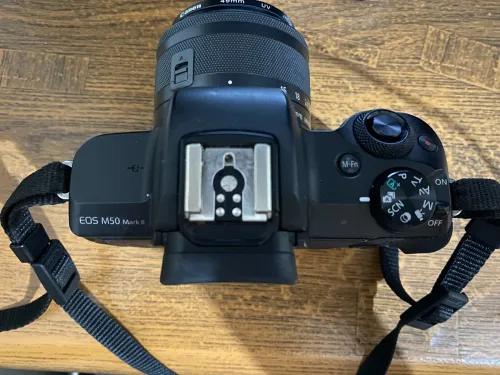 CANON M50 - Mark ii - Etat neuf 10/10 - 4K click