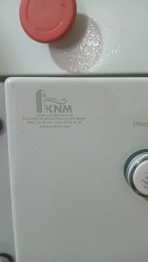 Armoires électriques pour chambre froide +- de MTZ 18 jusqu'à 50