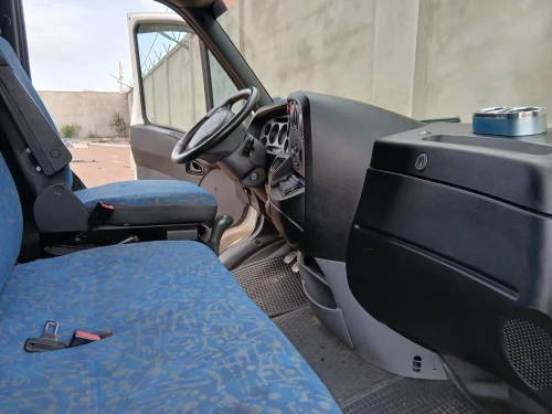 IVECO 3 paneaux 