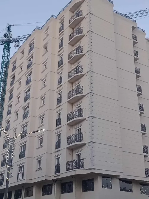 Décoration Et revêtement des façades extérieur et tout type des produits 