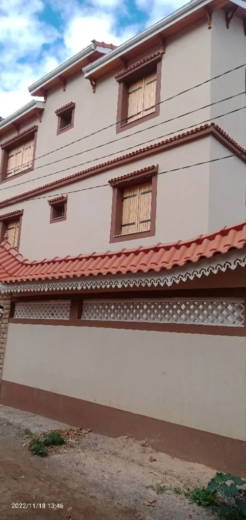 Décoration Et revêtement des façades extérieur et tout type des produits 