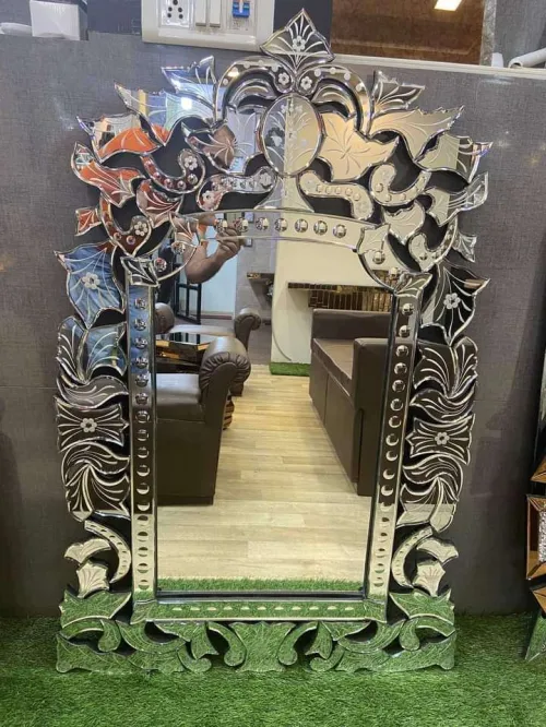 Verres est miroir     زجاج و مرايا 