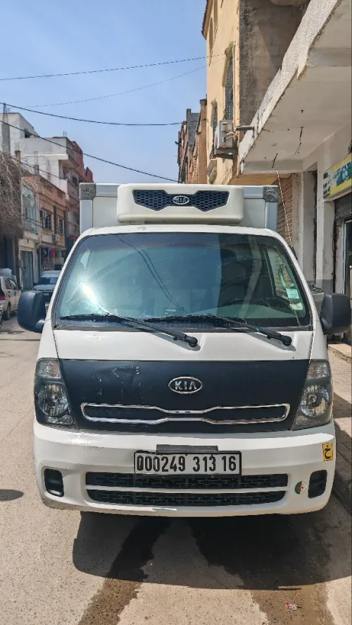 Kia K2700 frigo 